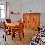 Rodinny Starkuv Dum Vandrerhjem *